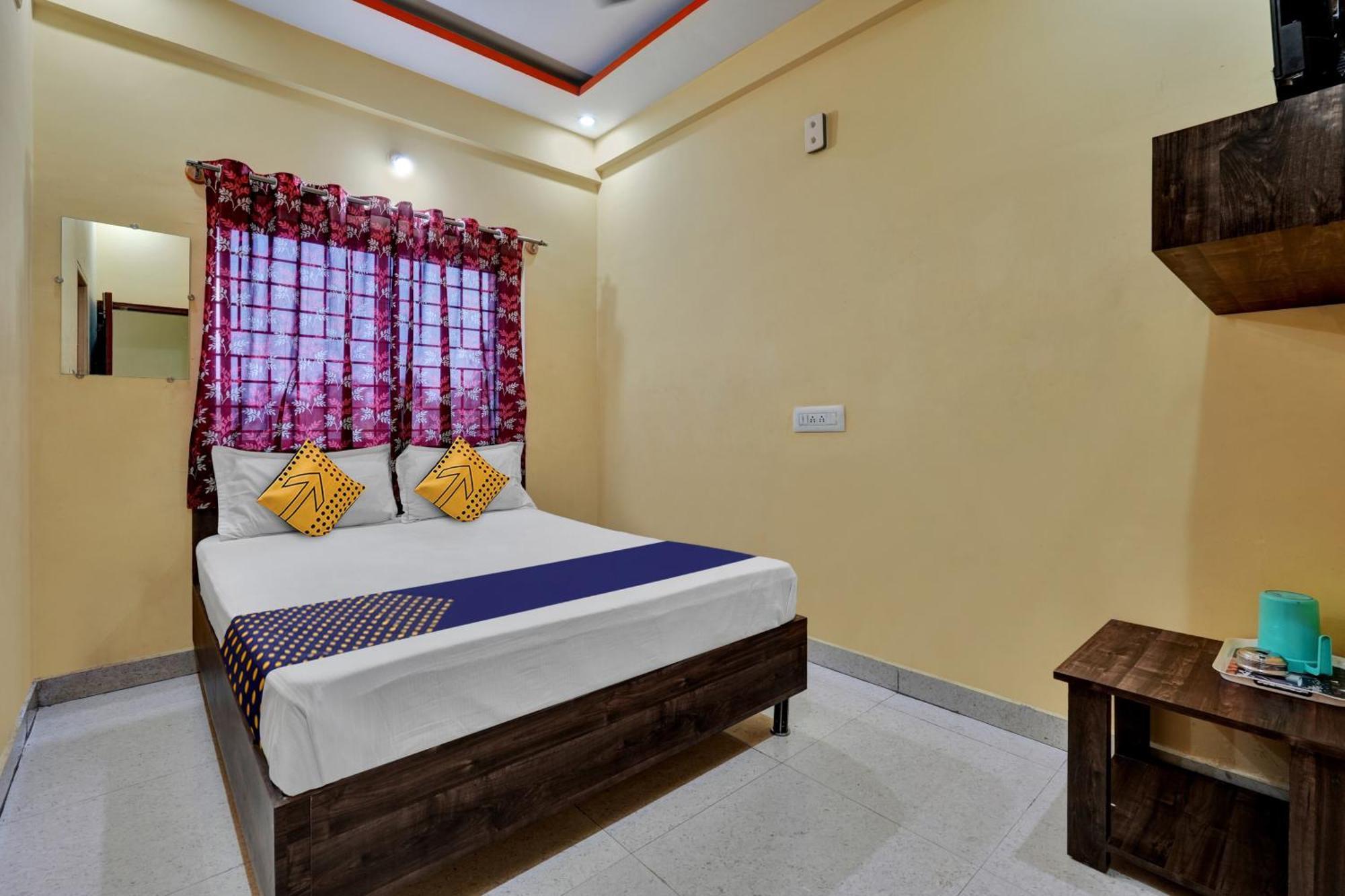 Spot On Anugraha Residency Hotel Kumbalgod Ngoại thất bức ảnh